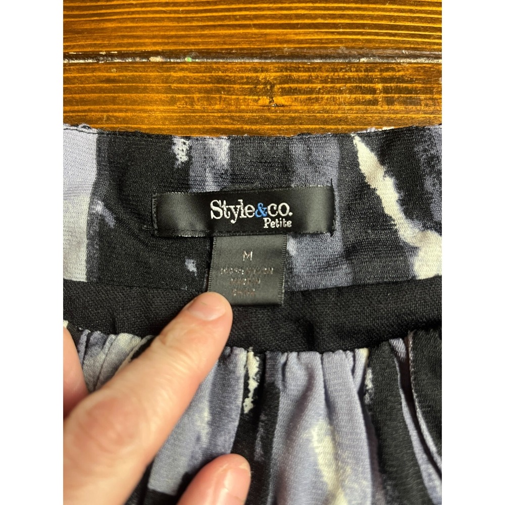 Style&Co. Shirt, Women's Size Medium, Black Gray, 3/4 Sleeve - Picture 6 of 8